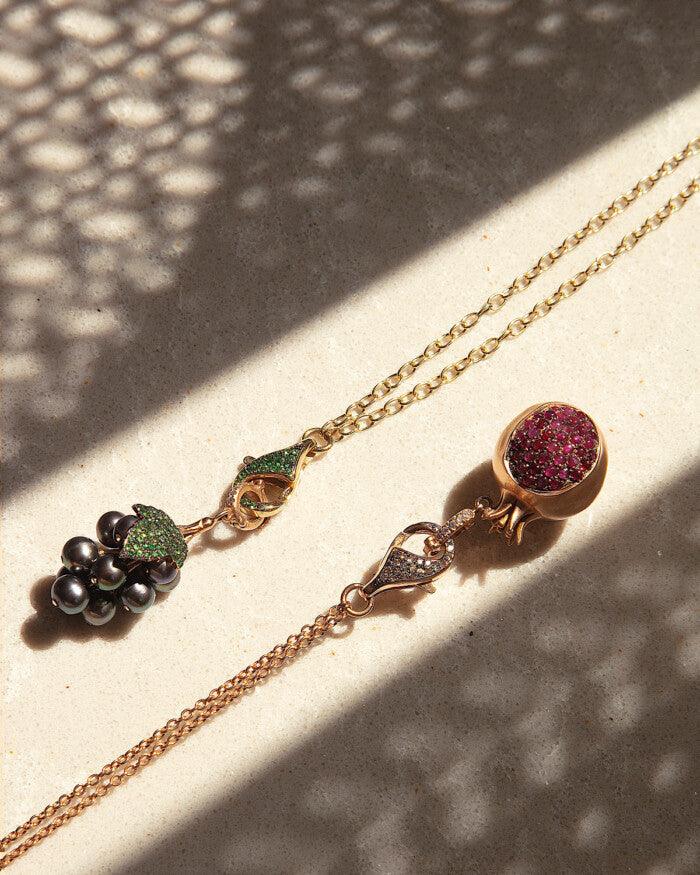 Tsavorite Hook Chain